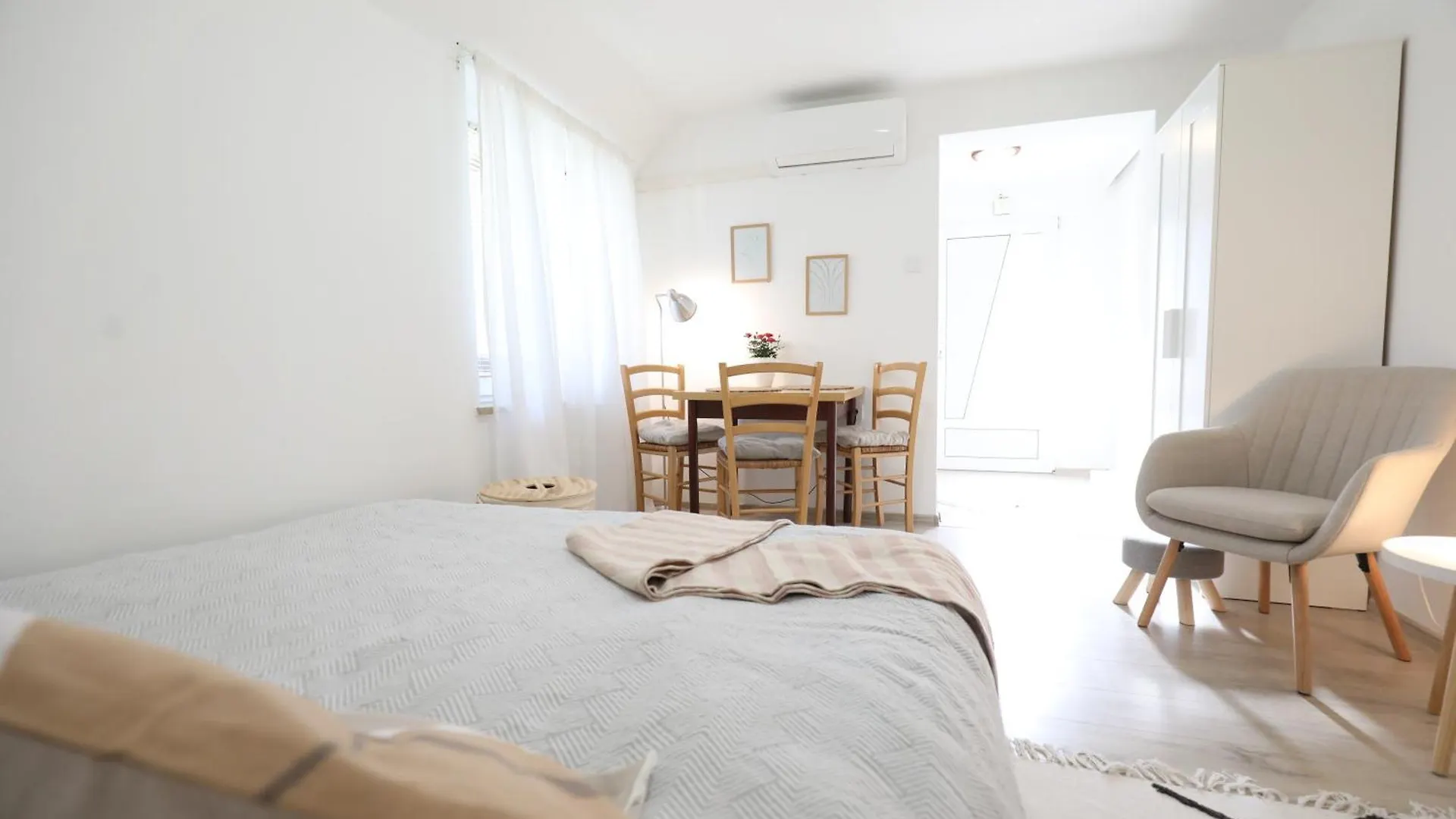 Apartment Mir Pola Croazia
