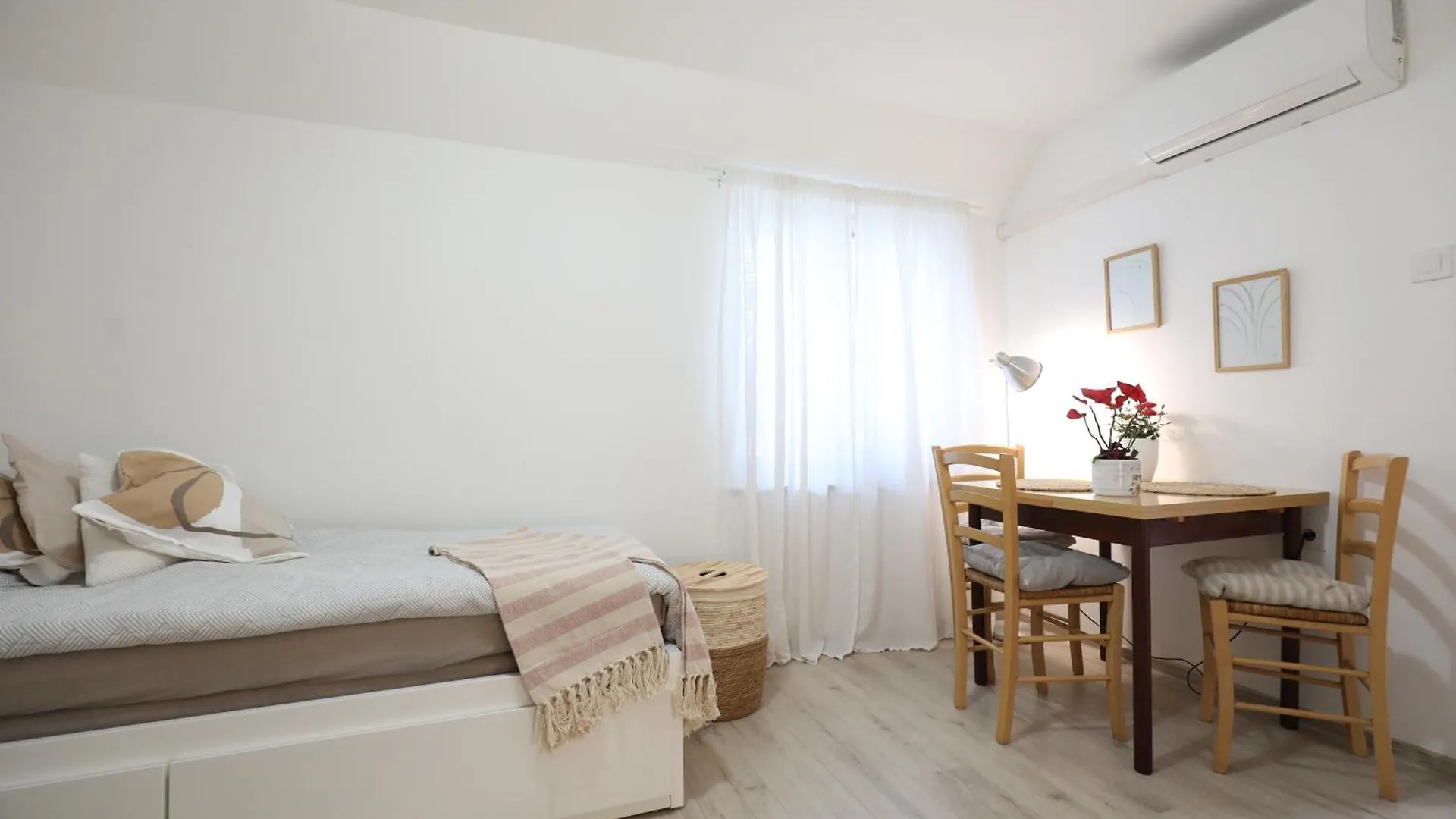 Apartment Mir Pola Croazia